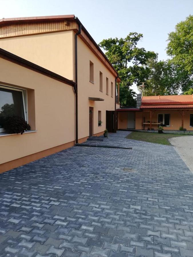 Chodzież Uroczysko Olesnica B&B 외부 사진